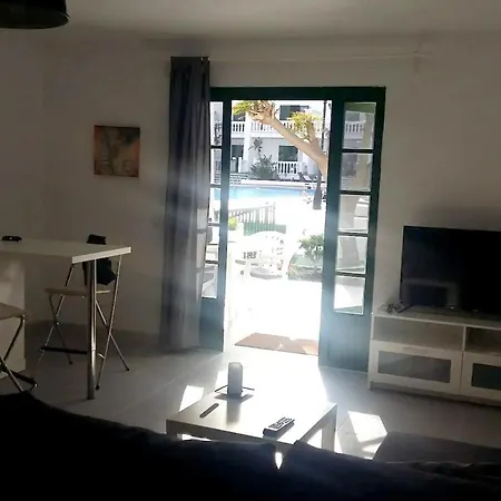 Charming In + Pool * 티아즈