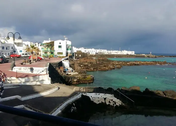 Апартаменты Charming In + Pool