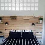 Charming In + Pool Lägenhet *