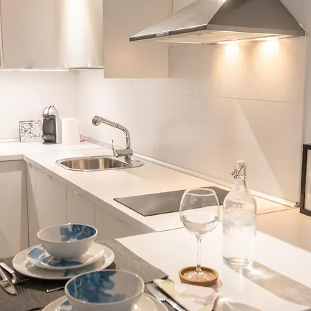 Charming In + Pool Appartement