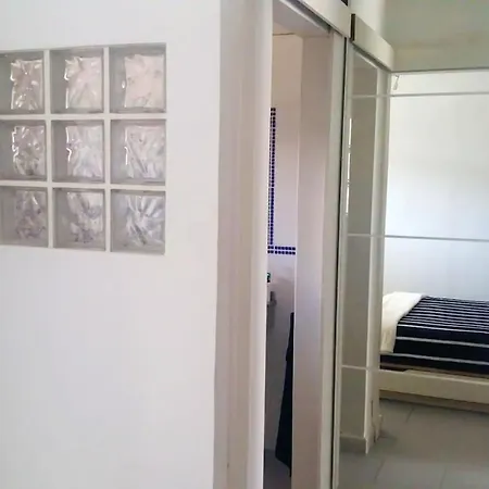 Charming In + Pool Appartement
